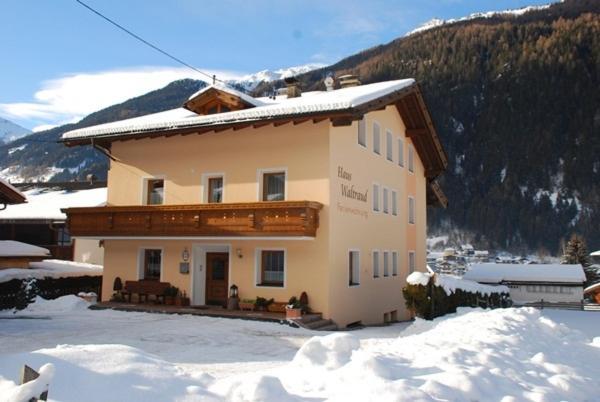 Haus Waltraud Apartment Neustift im Stubaital Exterior photo